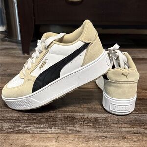 Puma Women's Cream and Black Sneakers
